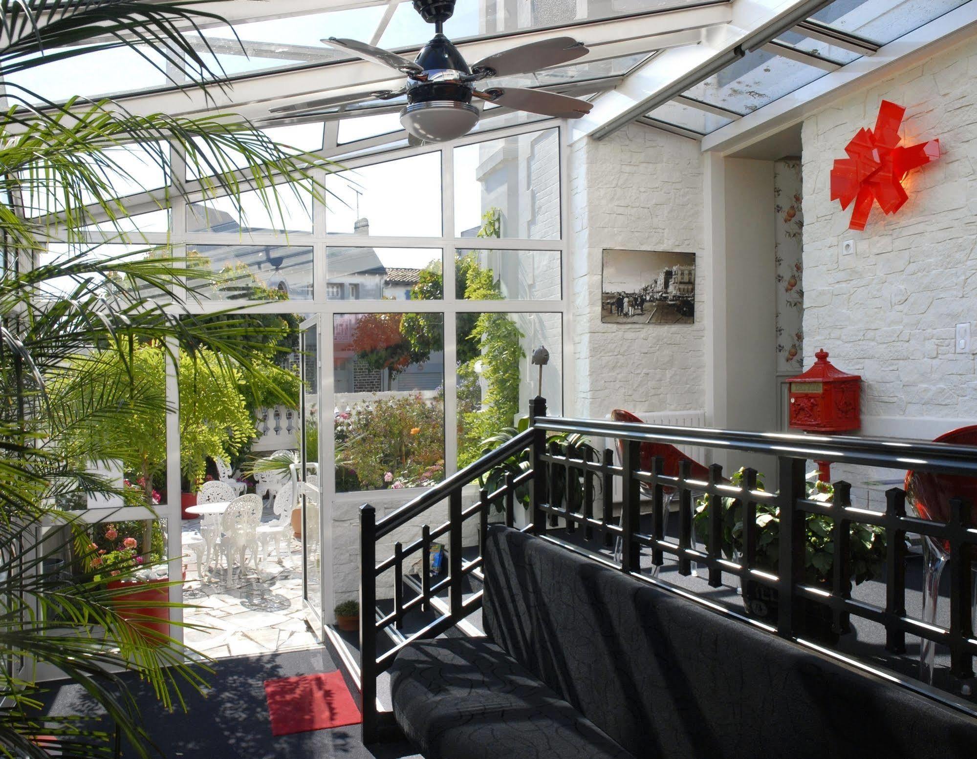 Hotel Calme Des Pins&spa Les Sables-dʼOlonne